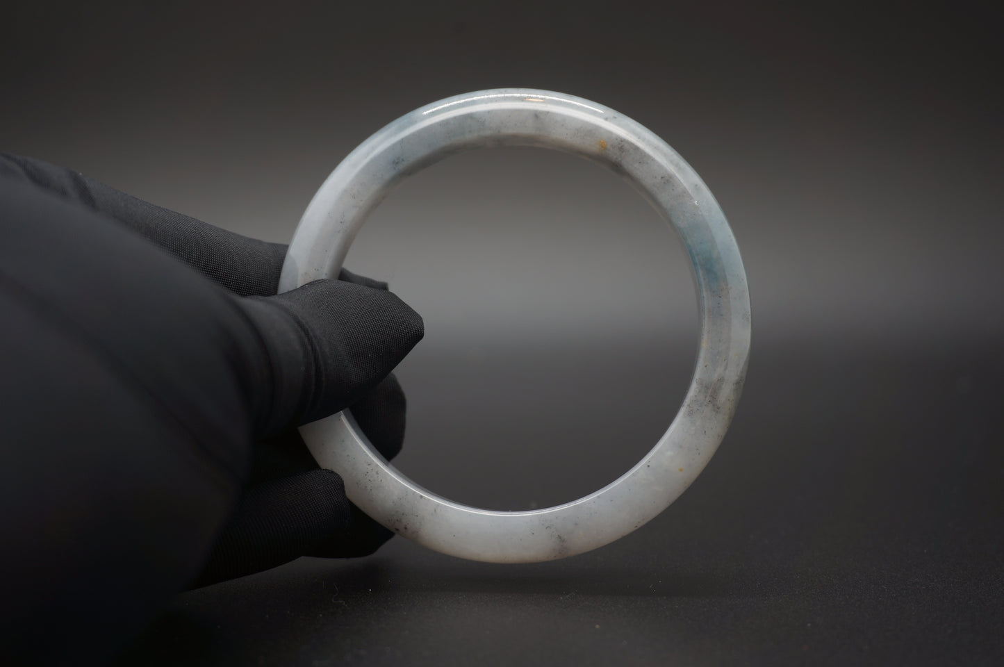 Cloud Shadow Bangle 云影静澜镯