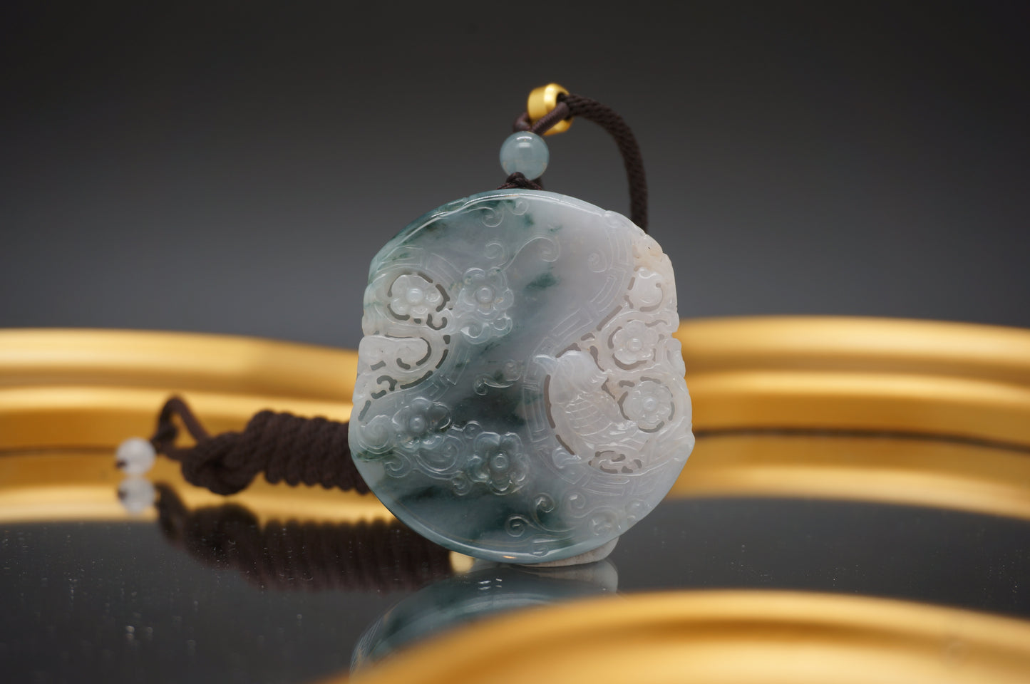 Song of Blossoms and Stream Antique Style Pendant 花溪吟仿古牌