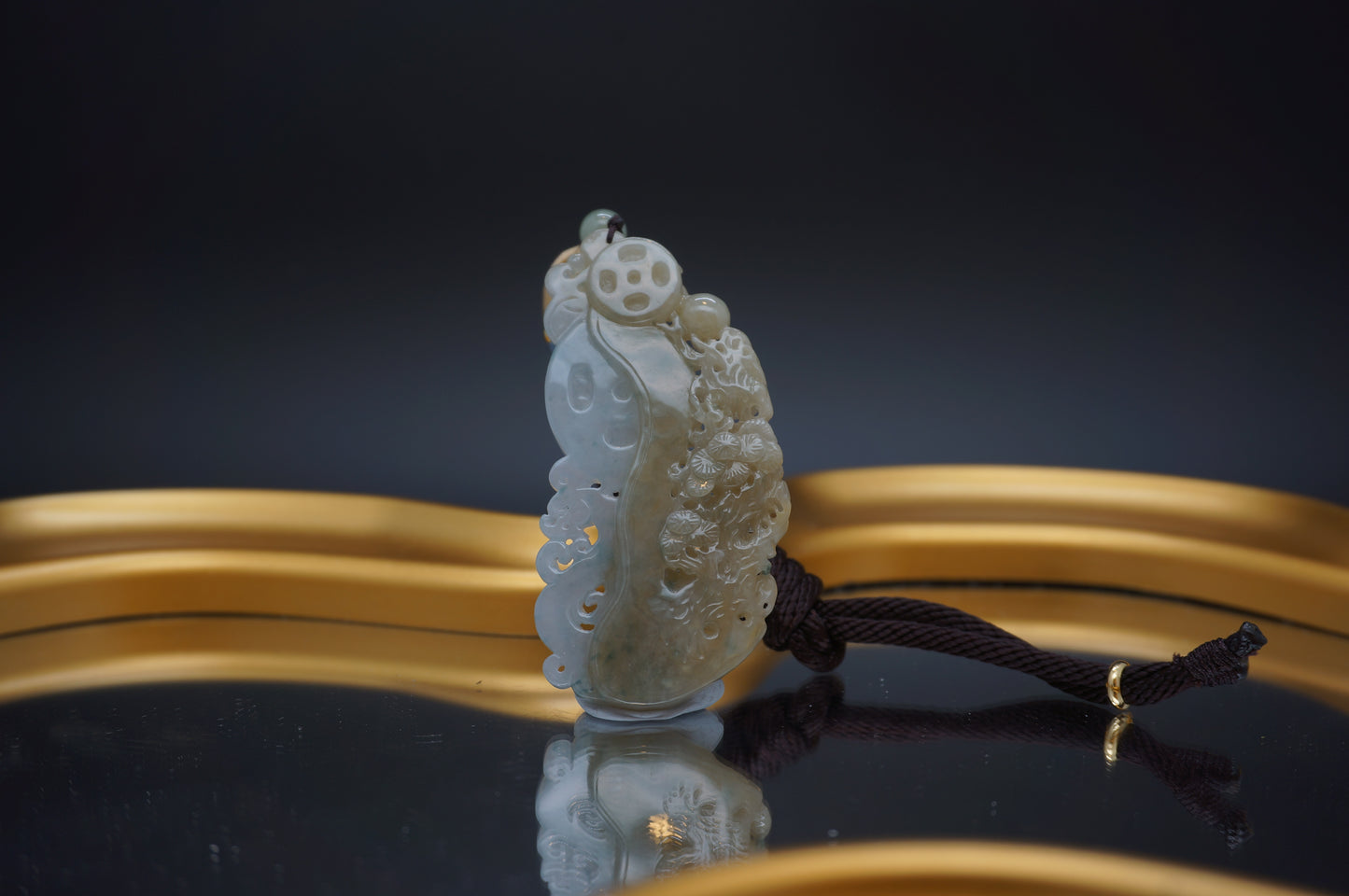 Auspicious Flow Antique Style Pendant 吉祥如意仿古牌