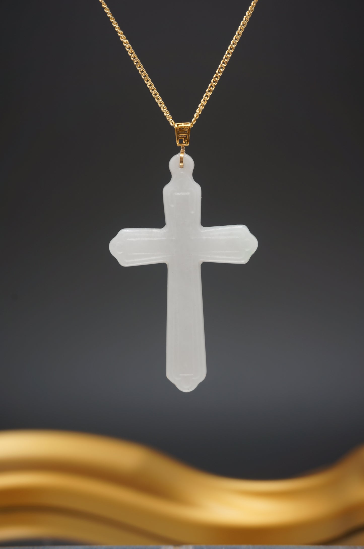 Jadeite Cross 十字架翡翠