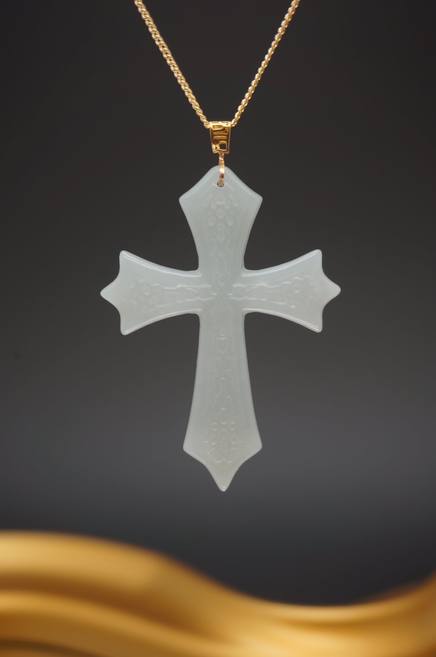 Jadeite Cross 十字架翡翠
