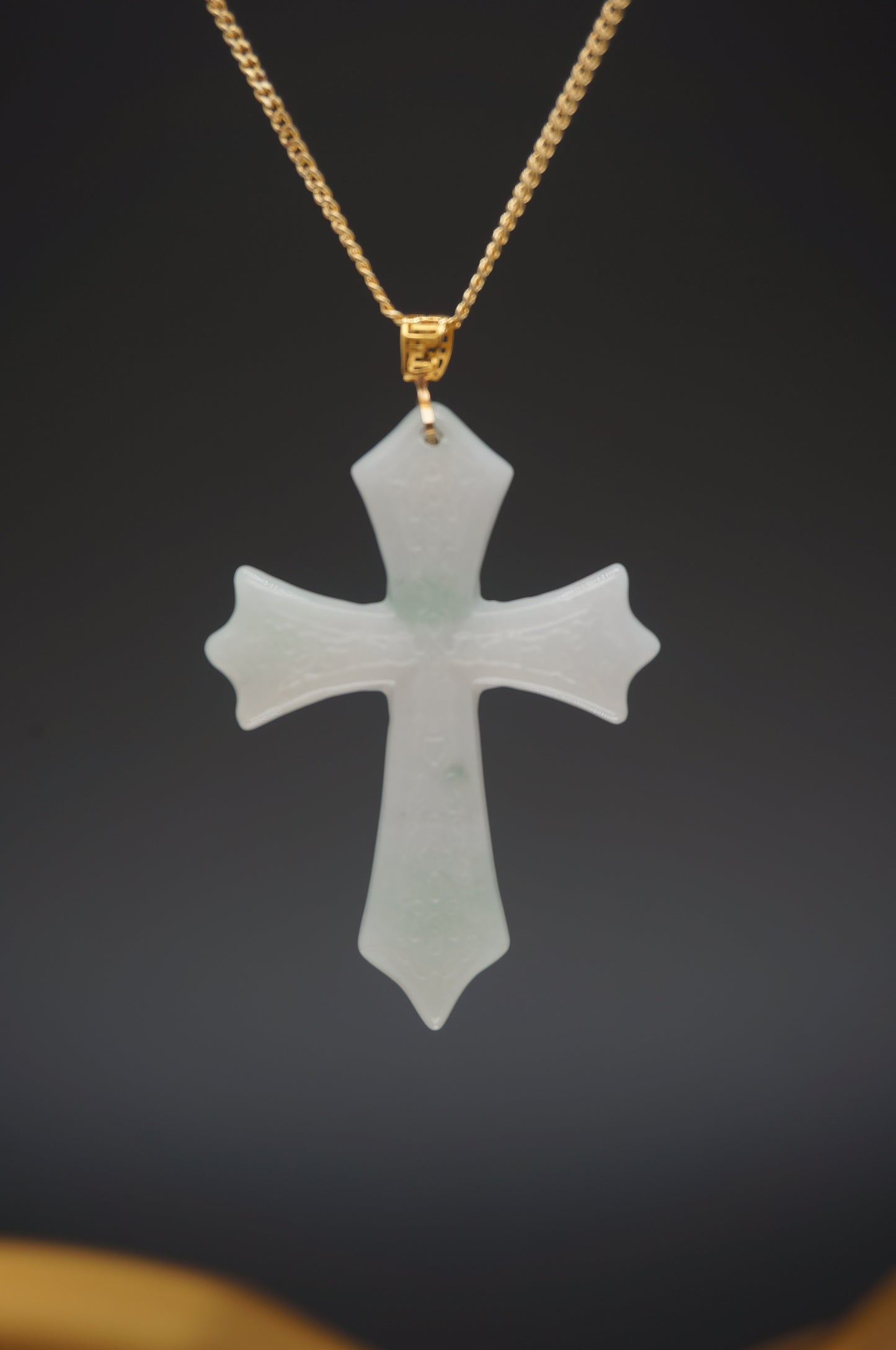 Jadeite Cross 十字架翡翠