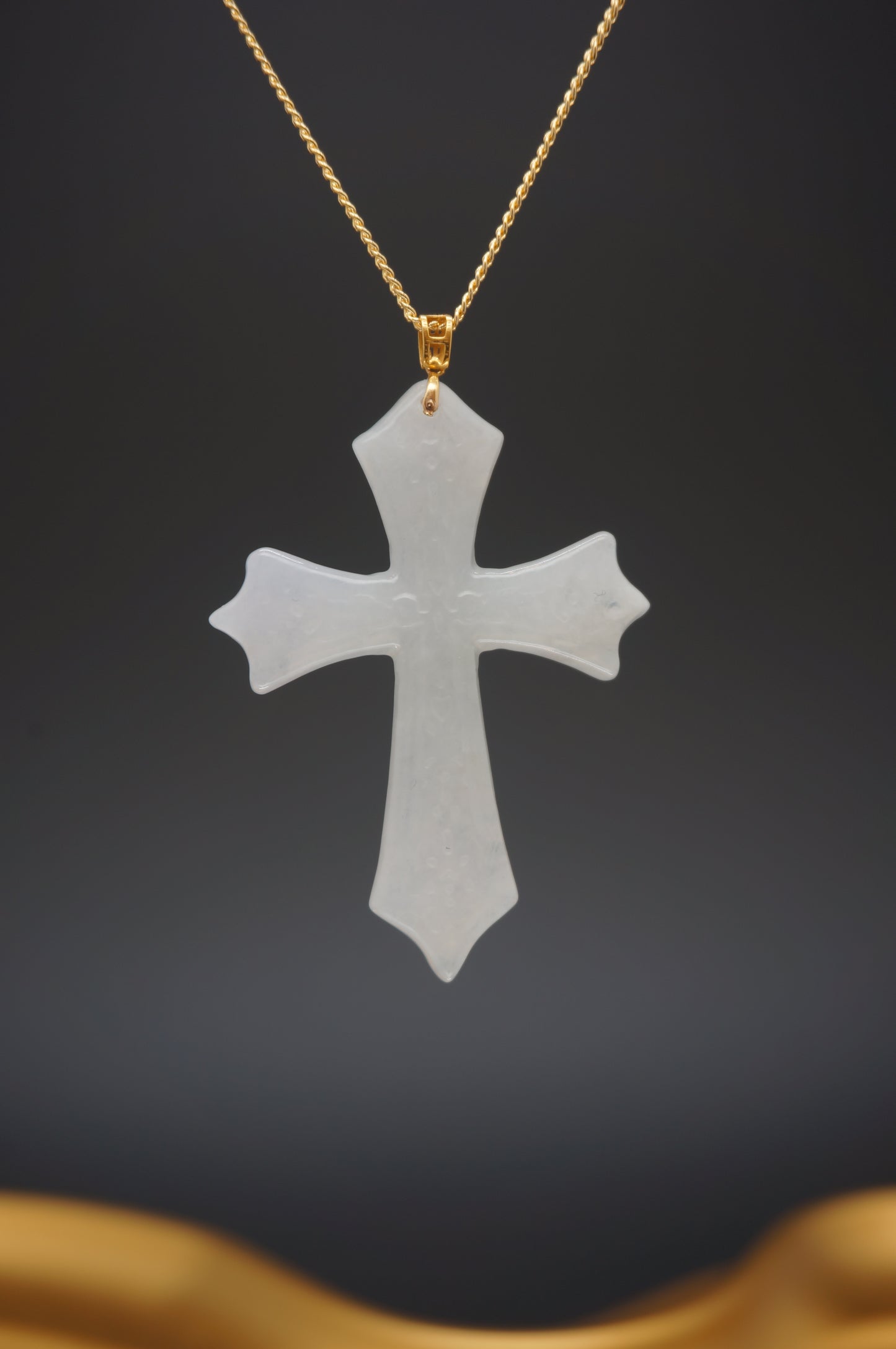 Jadeite Cross 十字架翡翠