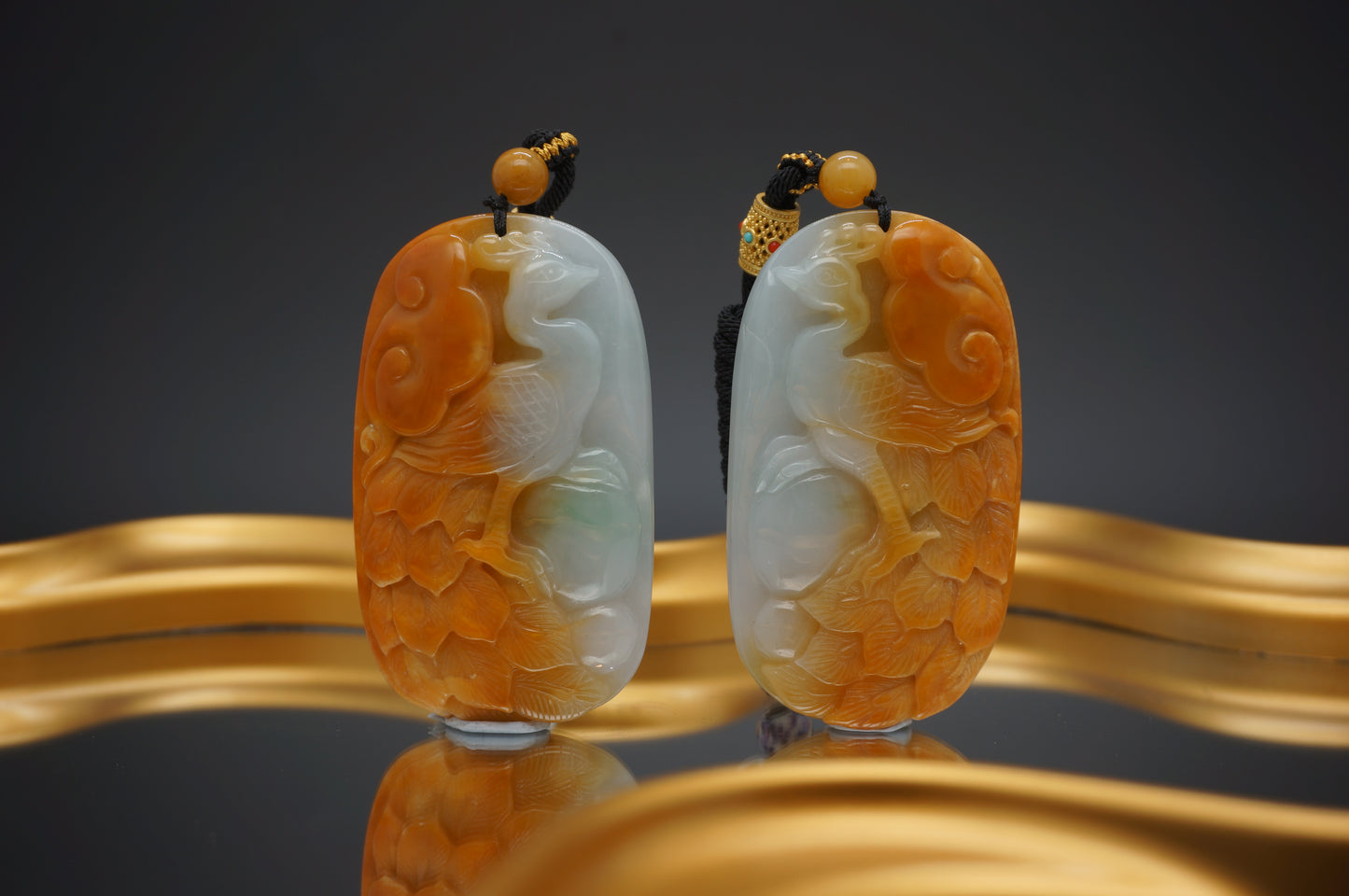 Pair of Phoenixes Pendant 双凤呈祥