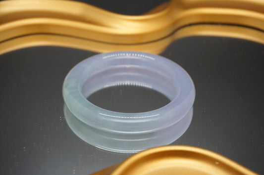 Spring Harmony Jadeite Bangle 春带彩平安翡翠手镯