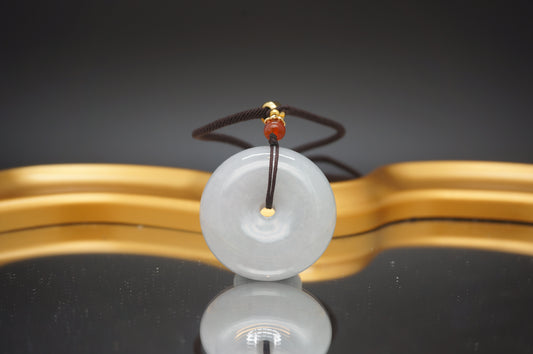 Pure Jade Harmony Pendant 清玉平安扣