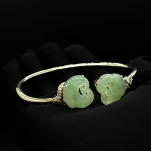 Custom Ruyi Jadeite Bangle